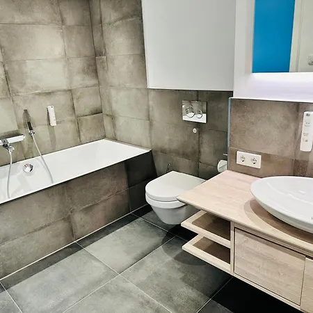 Happy - Neu Renoviert, Gemuetlich In Ruhiger Lage Apartment